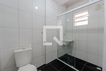 Banheiro de kitnet/studio para alugar com 1 quarto, 25m² em Bela Vista, São Paulo