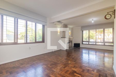 Sala de casa à venda com 3 quartos, 272m² em Tristeza, Porto Alegre