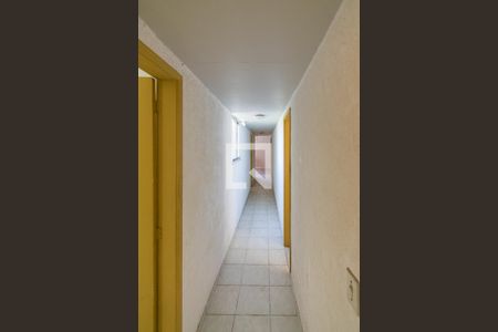 Corredor de apartamento para alugar com 3 quartos, 159m² em Ramos, Rio de Janeiro