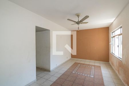 Sala de apartamento para alugar com 3 quartos, 159m² em Ramos, Rio de Janeiro