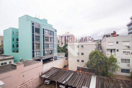 Vista da Sala de apartamento para alugar com 3 quartos, 91m² em Menino Deus, Porto Alegre