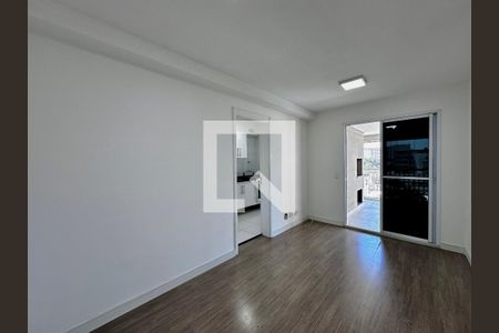 Sala de apartamento para alugar com 2 quartos, 65m² em Santo Amaro, São Paulo