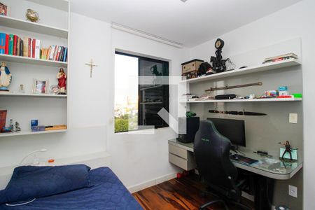 Quarto  de apartamento à venda com 1 quarto, 78m² em Buritis, Belo Horizonte