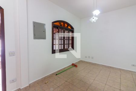 Sala de casa para alugar com 2 quartos, 110m² em Vila Menck, Osasco