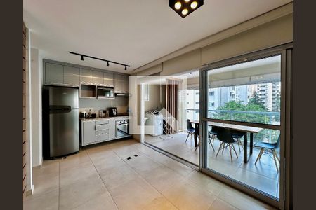 Sala de apartamento para alugar com 1 quarto, 43m² em Santo Amaro, São Paulo