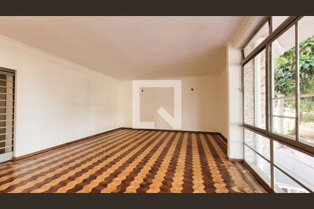 Sala de casa para alugar com 5 quartos, 260m² em Jardim Chapadão, Campinas