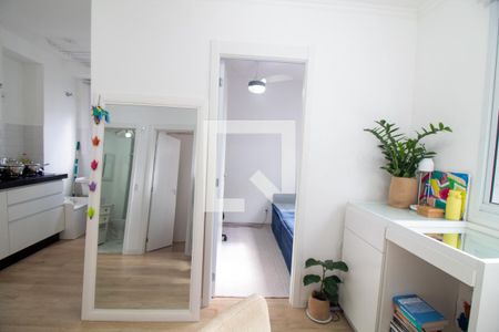 Sala de apartamento à venda com 2 quartos, 34m² em Santo Amaro, São Paulo