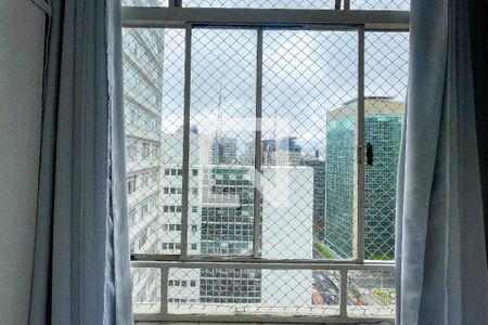 Vista Quarto de kitnet/studio à venda com 1 quarto, 37m² em Bela Vista, São Paulo