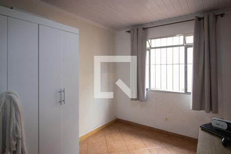 Quarto 1 de casa para alugar com 2 quartos, 80m² em Parque Edu Chaves, São Paulo