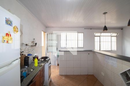 Sala e Cozinha  de casa para alugar com 2 quartos, 80m² em Parque Edu Chaves, São Paulo