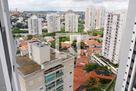 VISTA DA  VARANDA de apartamento à venda com 3 quartos, 98m² em Taquaral, Campinas