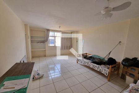 Sala - Dormitório de kitnet/studio para alugar com 1 quarto, 32m² em Centro, Ribeirão Preto