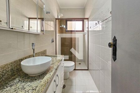 Apartamento para alugar com 127m², 3 quartos e 1 vaga Apartamento para alugar com 127m², 3 quartos e 1 vagaBanheiro da suíte