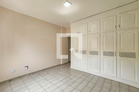 Suíte de apartamento para alugar com 4 quartos, 127m² em Balneario Guarujá, Guarujá