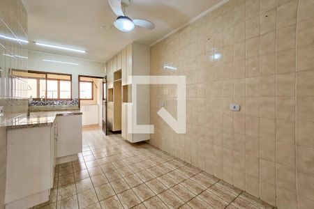 Apartamento para alugar com 127m², 3 quartos e 1 vaga Apartamento para alugar com 127m², 3 quartos e 1 vagaCozinha