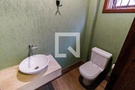 Lavabo de casa para alugar com 2 quartos, 180m² em Vila Suzana, São Paulo