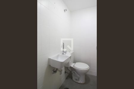 Lavabo de apartamento para alugar com 2 quartos, 78m² em Moema, São Paulo