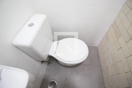 Lavabo de apartamento para alugar com 2 quartos, 78m² em Moema, São Paulo