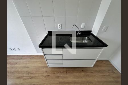 Cozinha de apartamento para alugar com 1 quarto, 27m² em Campo Belo, São Paulo