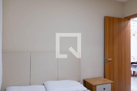 Quarto 1 de apartamento para alugar com 2 quartos, 63m² em Estoril, Belo Horizonte