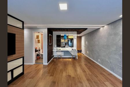 Sala de apartamento à venda com 2 quartos, 83m² em Santo Amaro, São Paulo