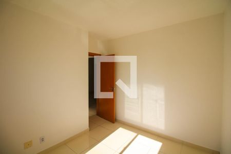 Quarto 1 de apartamento para alugar com 2 quartos, 50m² em Passo das Pedras, Gravataí