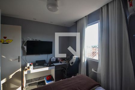 Quarto 1 de apartamento para alugar com 2 quartos, 45m² em Bom Pastor, Belford Roxo