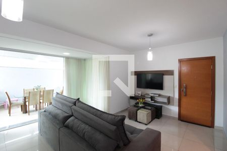 Sala de apartamento à venda com 3 quartos, 166m² em Glória, Belo Horizonte