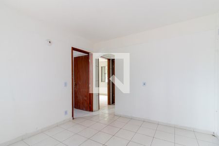 Sala de apartamento para alugar com 2 quartos, 42m² em Parque Pirajussara, Embu das Artes