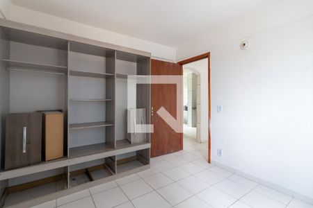 Quarto 1 de apartamento para alugar com 2 quartos, 42m² em Parque Pirajussara, Embu das Artes