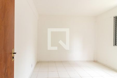 Quarto 2 de apartamento para alugar com 2 quartos, 42m² em Parque Pirajussara, Embu das Artes