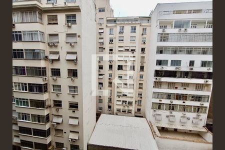 Sala vista  de apartamento à venda com 2 quartos, 68m² em Copacabana, Rio de Janeiro