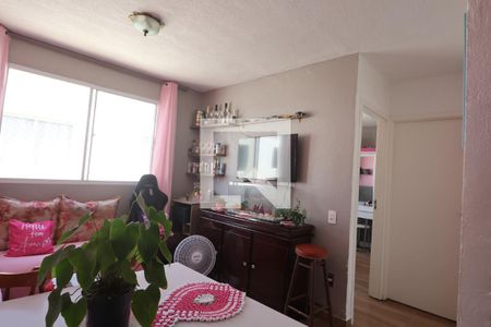 Sala de apartamento à venda com 2 quartos, 42m² em Rio Branco, Canoas