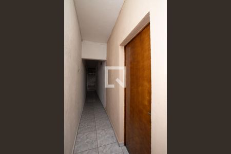 Corredor de casa para alugar com 1 quarto, 35m² em Jardim Celia, Guarulhos