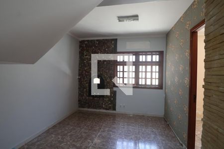 Sala 2 de casa para alugar com 4 quartos, 200m² em Estância Velha, Canoas