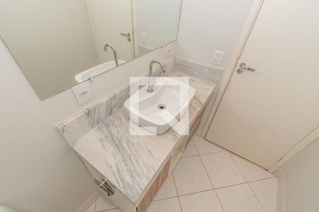 Banheiro da Suíte de casa de condomínio para alugar com 3 quartos, 250m² em Jardim de Mônaco, Hortolândia