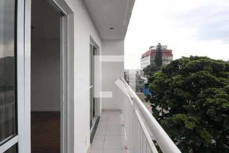 Varanda de kitnet/studio para alugar com 1 quarto, 32m² em Vila Ema, São Paulo