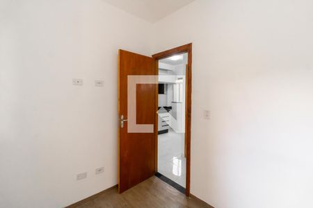 Quarto 1 de apartamento para alugar com 2 quartos, 35m² em Jardim Maringa, São Paulo