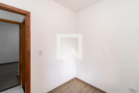 Quarto 1 de apartamento para alugar com 2 quartos, 35m² em Jardim Maringa, São Paulo