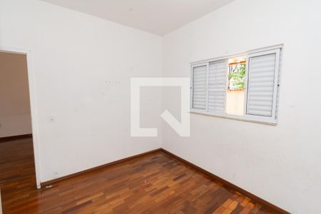 Quarto 1 de casa para alugar com 3 quartos, 90m² em Lindéia, Contagem