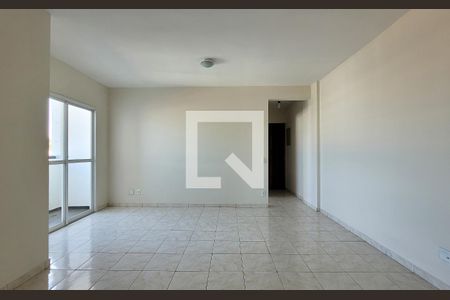 Sala de apartamento para alugar com 3 quartos, 90m² em Pinheirinho, Santo André