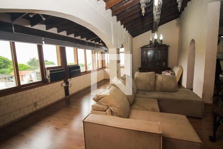 Sala de casa para alugar com 4 quartos, 318m² em Vila Assunção, Porto Alegre