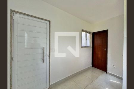 Sala e Cozinha de casa para alugar com 1 quarto, 45m² em Recreio dos Bandeirantes, Rio de Janeiro