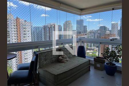 Apartamento à venda com 3 quartos, 234m² em Itaim Bibi, São Paulo