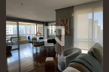 Apartamento à venda com 3 quartos, 234m² em Itaim Bibi, São Paulo