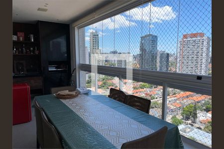 Apartamento à venda com 3 quartos, 234m² em Itaim Bibi, São Paulo