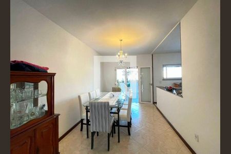 Casa à venda com 4 quartos, 150m² em Maria Paula, Niterói