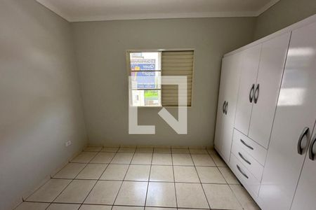 Dormitório 02 de apartamento para alugar com 2 quartos, 45m² em Jardim Interlagos, Ribeirão Preto