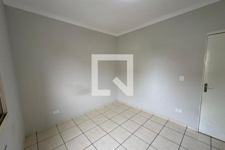 Quarto 2 de apartamento para alugar com 2 quartos, 45m² em Jardim Interlagos, Ribeirão Preto