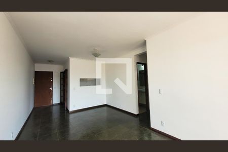 Sala de apartamento para alugar com 3 quartos, 74m² em Jardim Guanabara, Campinas